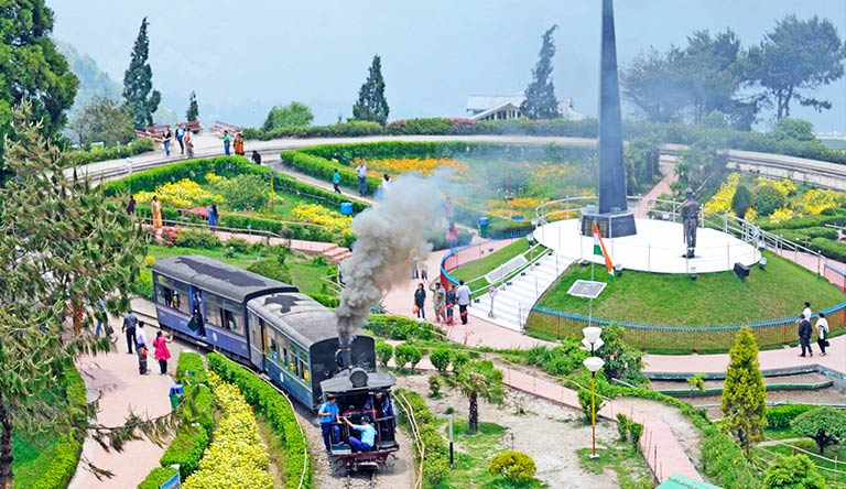 Unlock the Wonders of Darjeeling with Yestourismindia's Affordable Tour Package Prices