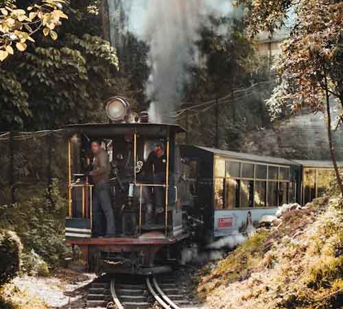 03 Nights 04 Days Darjeeling Mirik Tour Package