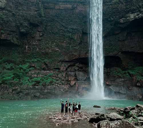 Meghalaya Family Tour Package: 4N 5D